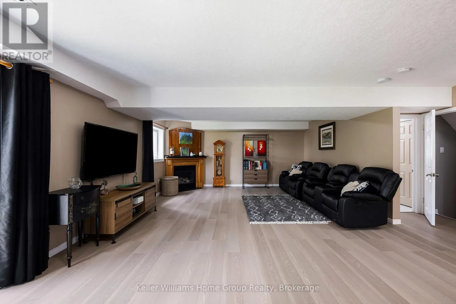 16 ALTHORP DRIVE