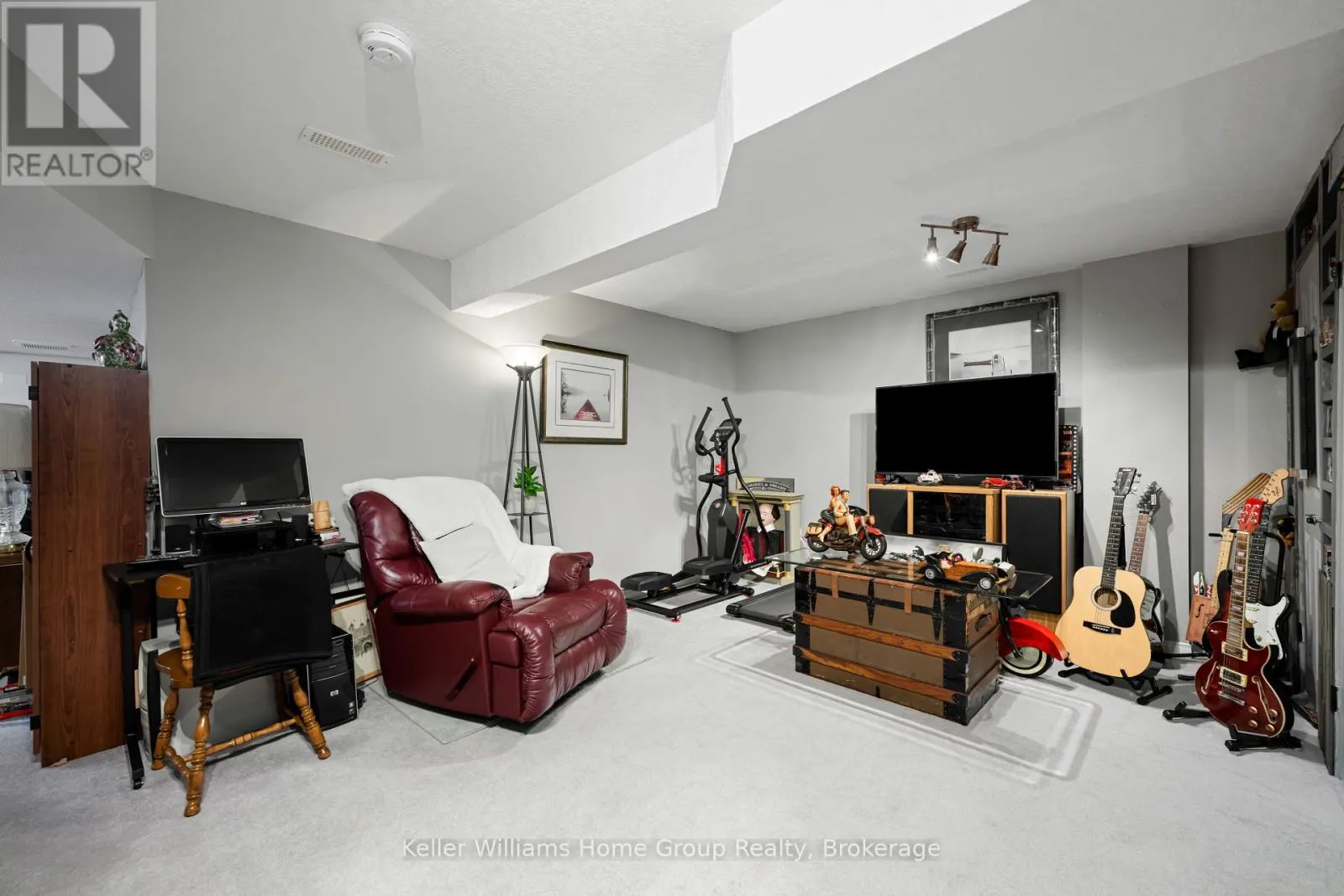 16 ALTHORP DRIVE