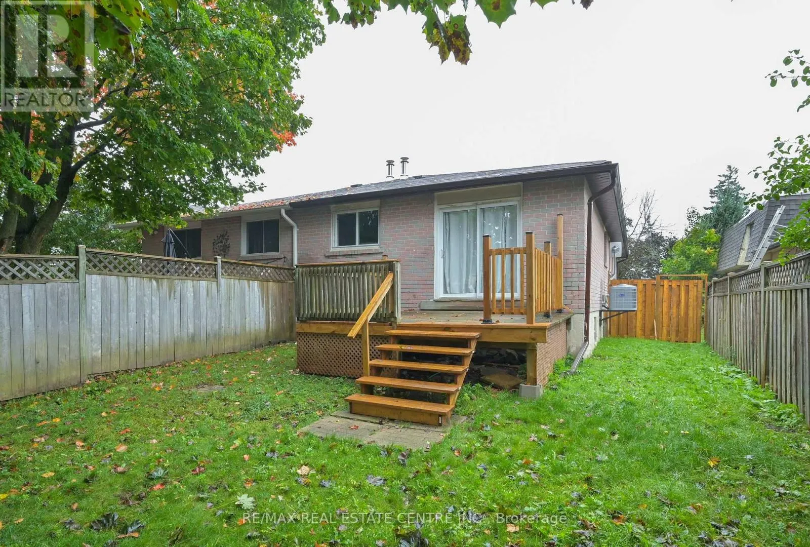 116 BURBANK CRESCENT