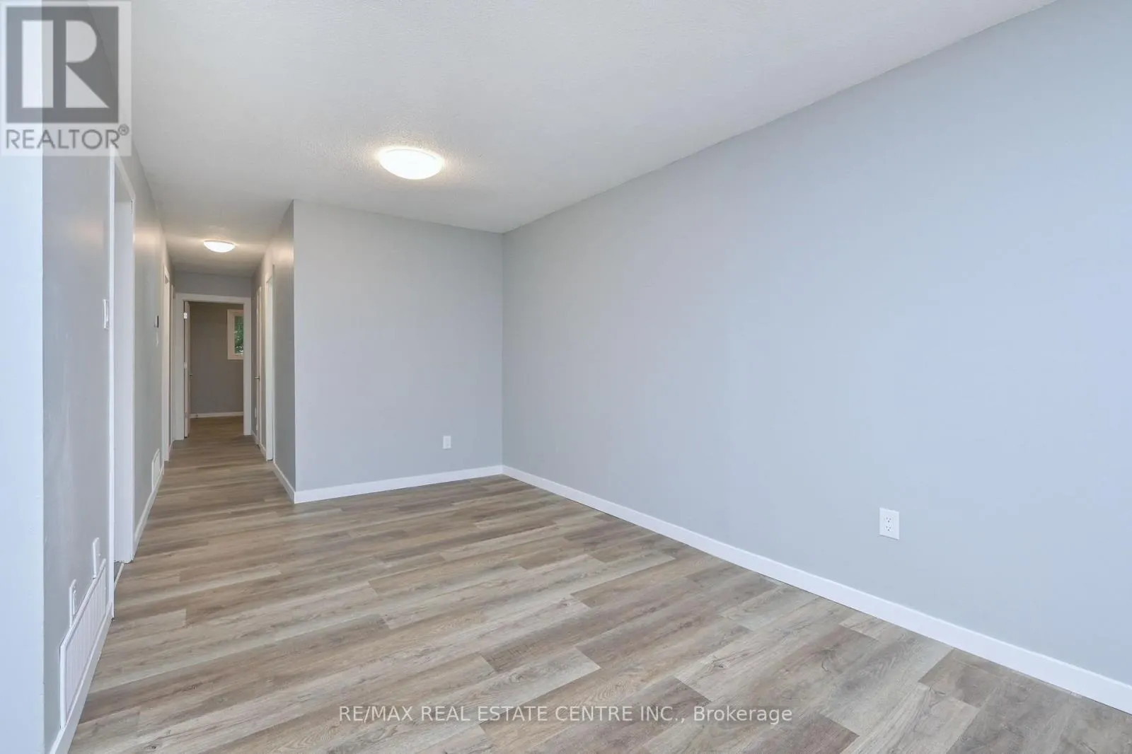 116 BURBANK CRESCENT