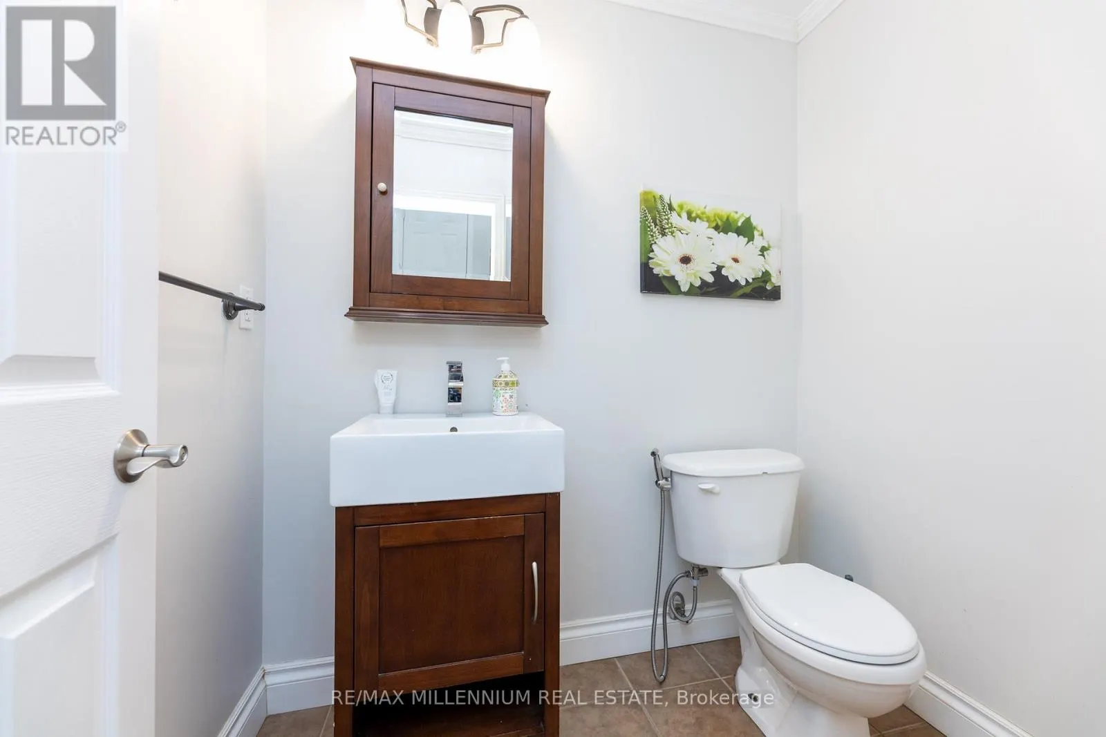7 GRAHAM CRESCENT