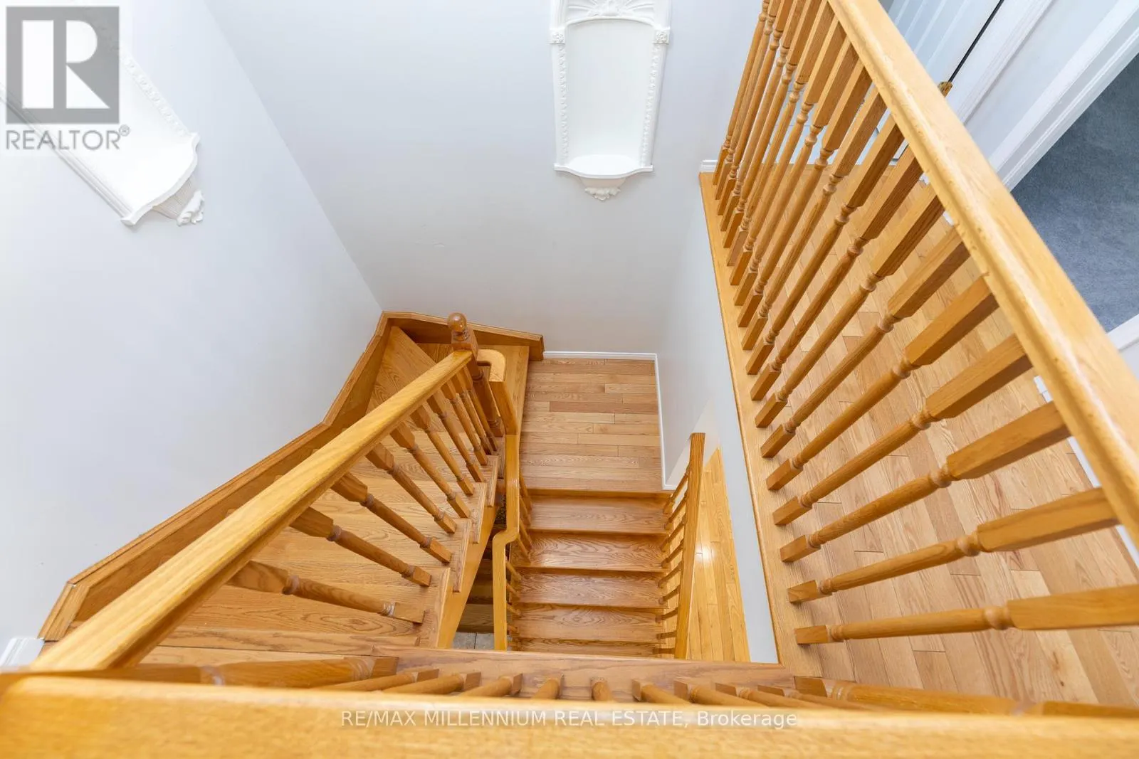 7 GRAHAM CRESCENT
