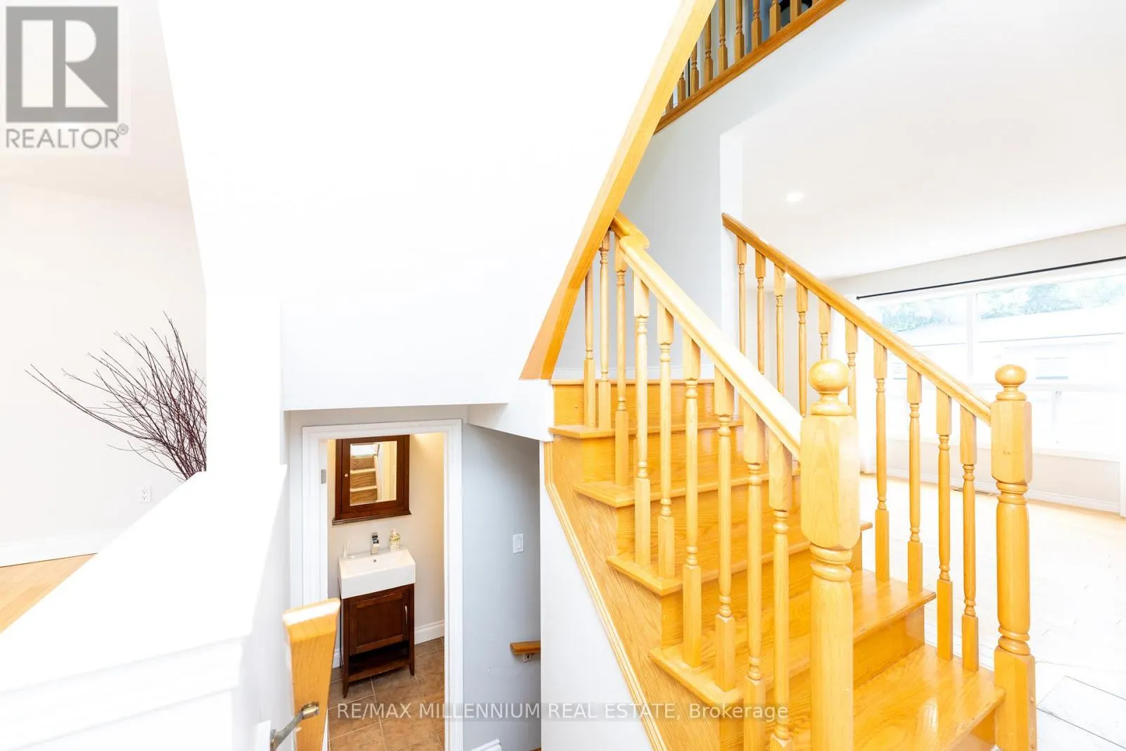 7 GRAHAM CRESCENT