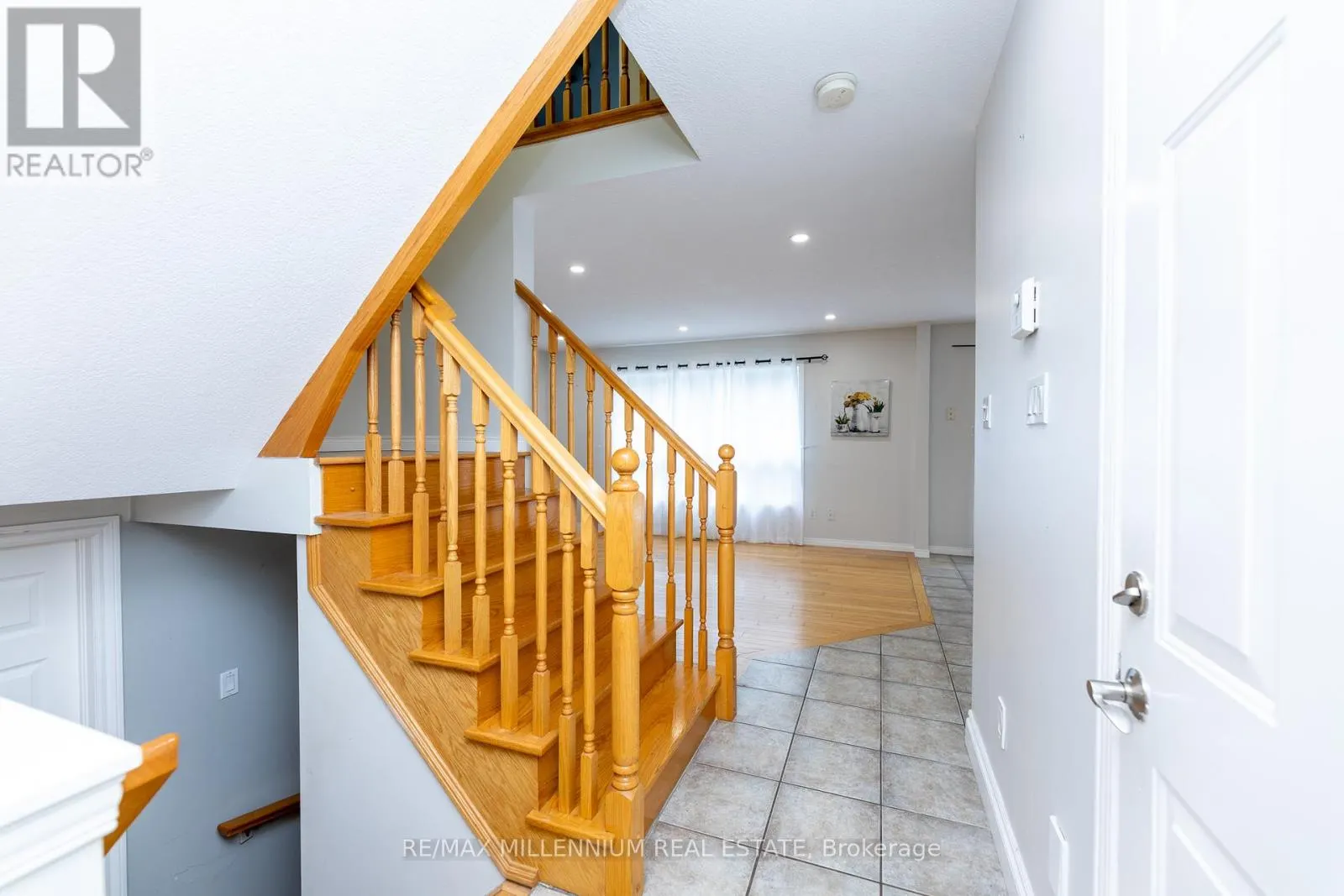 7 GRAHAM CRESCENT