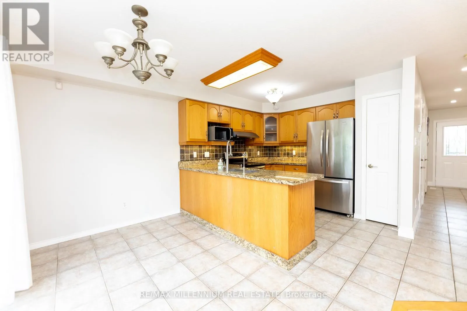 7 GRAHAM CRESCENT
