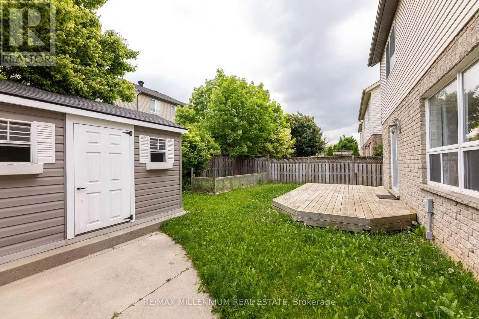 7 GRAHAM CRESCENT
