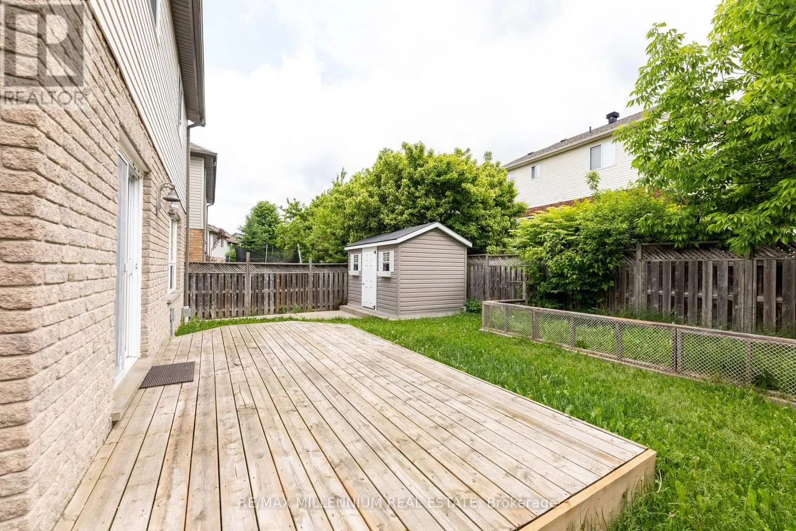 7 GRAHAM CRESCENT