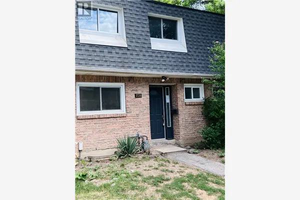 158 - 2050 UPPER MIDDLE ROAD