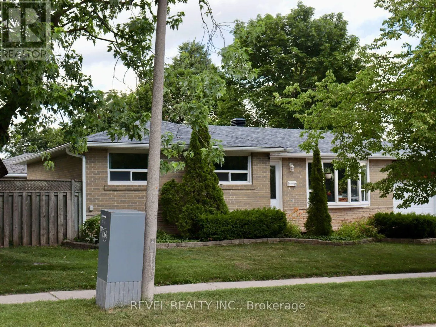 67 CARLTON DRIVE