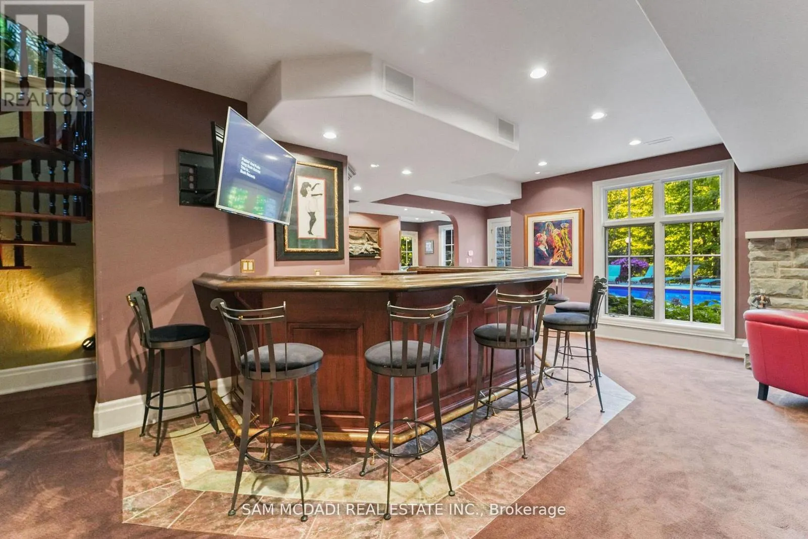 10140 PINEVIEW TRAIL