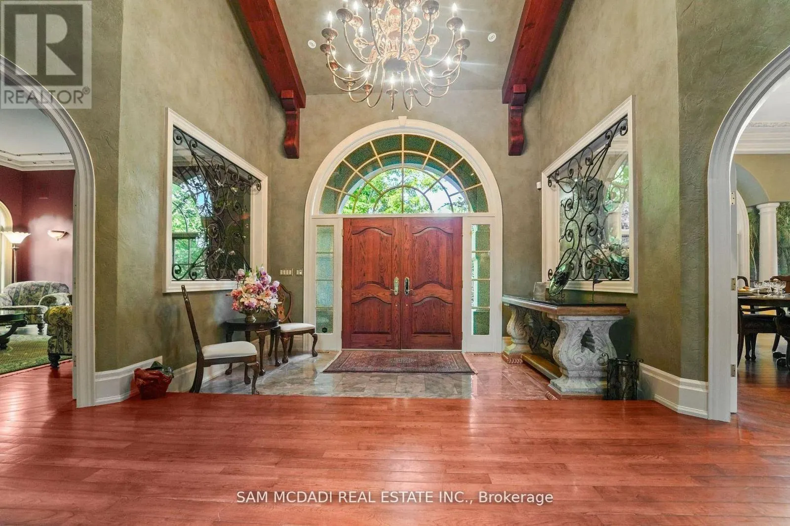 10140 PINEVIEW TRAIL
