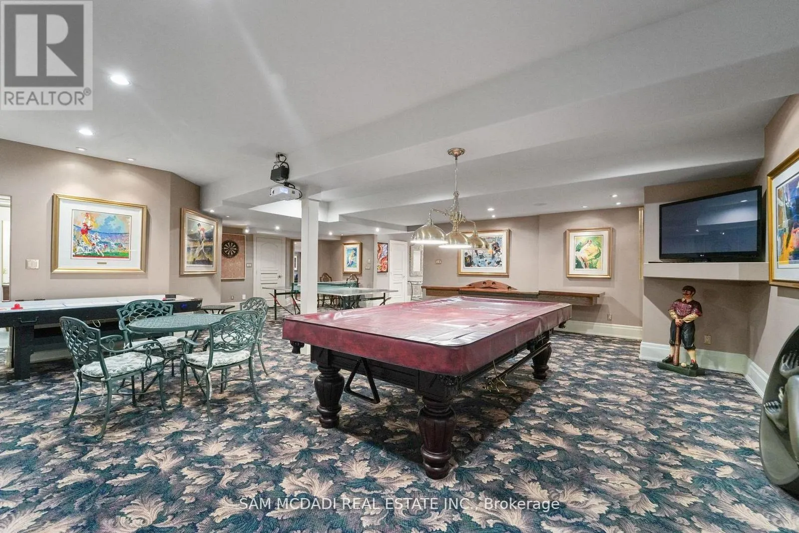 10140 PINEVIEW TRAIL