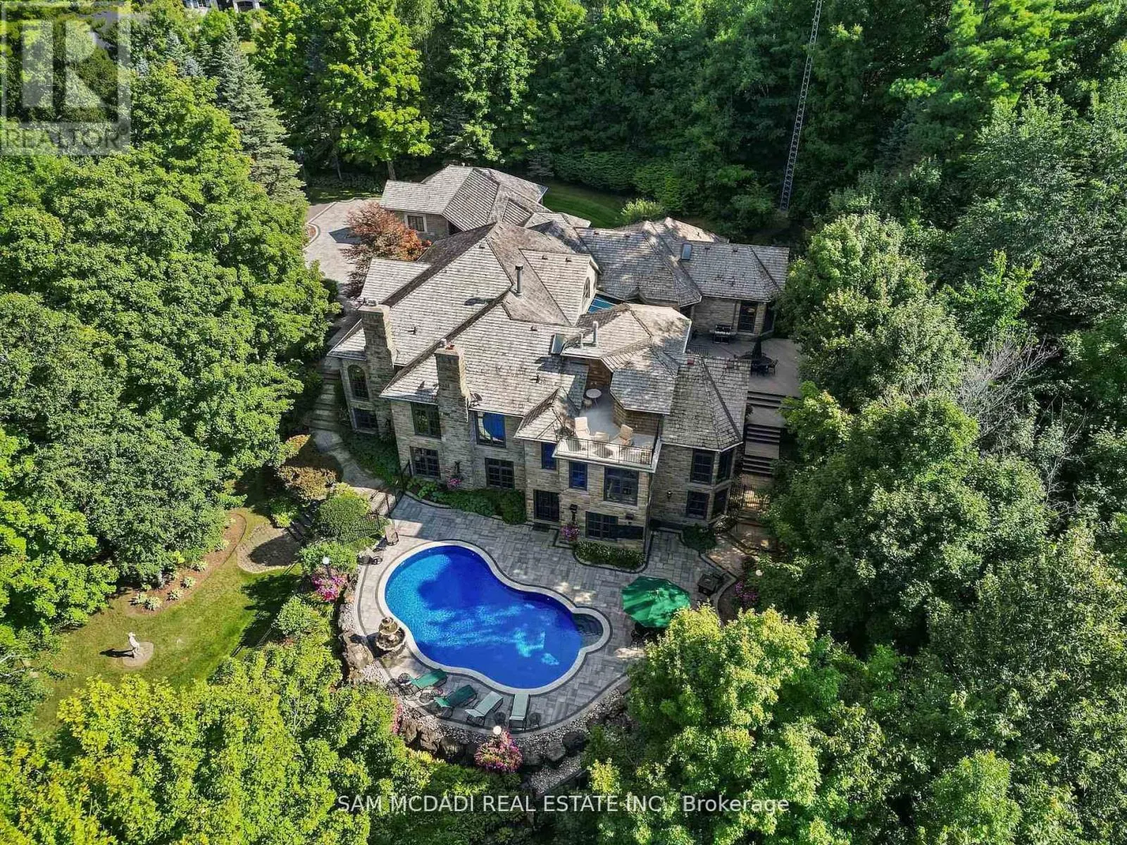 10140 PINEVIEW TRAIL