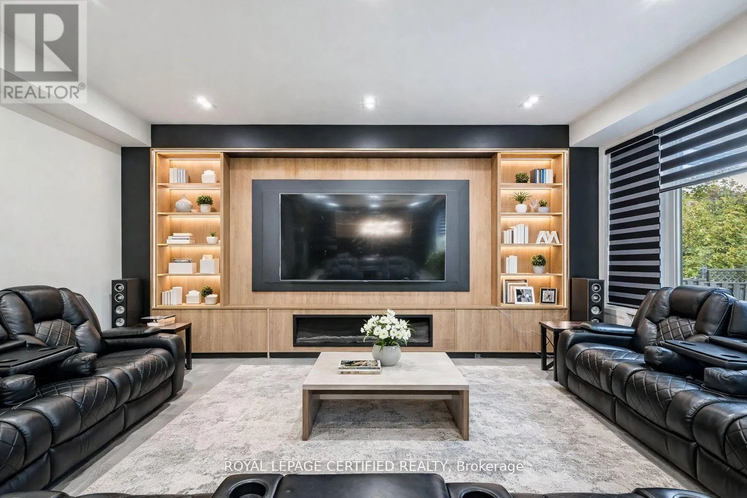 3081 GRENVILLE DRIVE