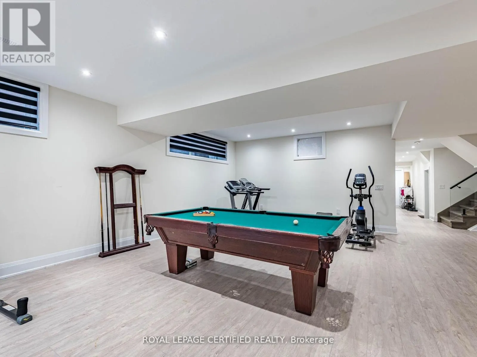3081 GRENVILLE DRIVE