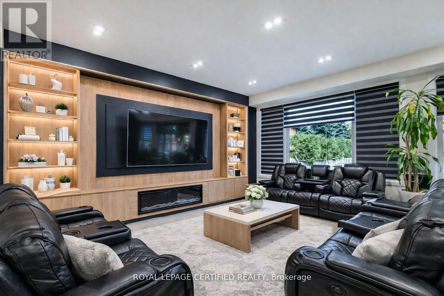 3081 GRENVILLE DRIVE
