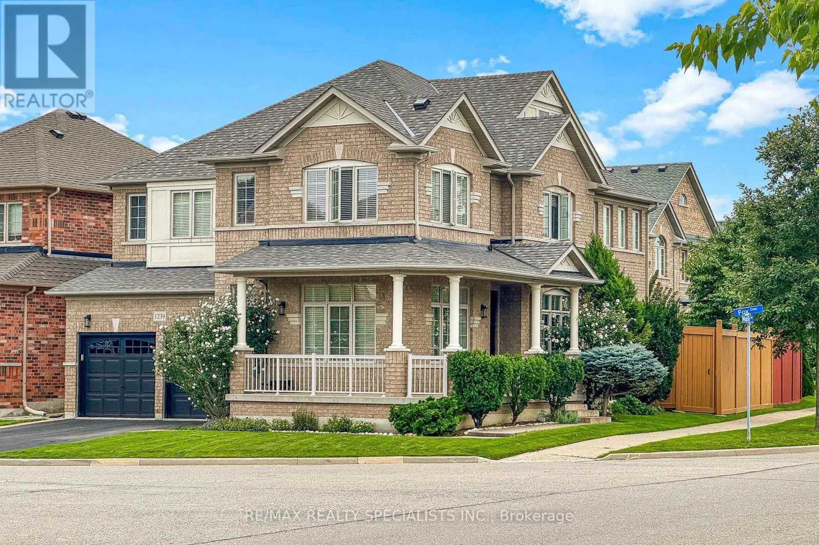 1239 FOX CRESCENT