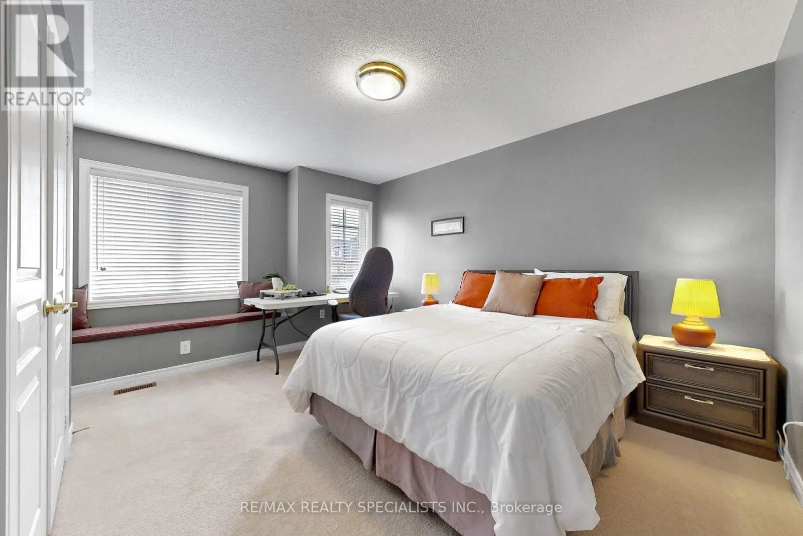 1239 FOX CRESCENT