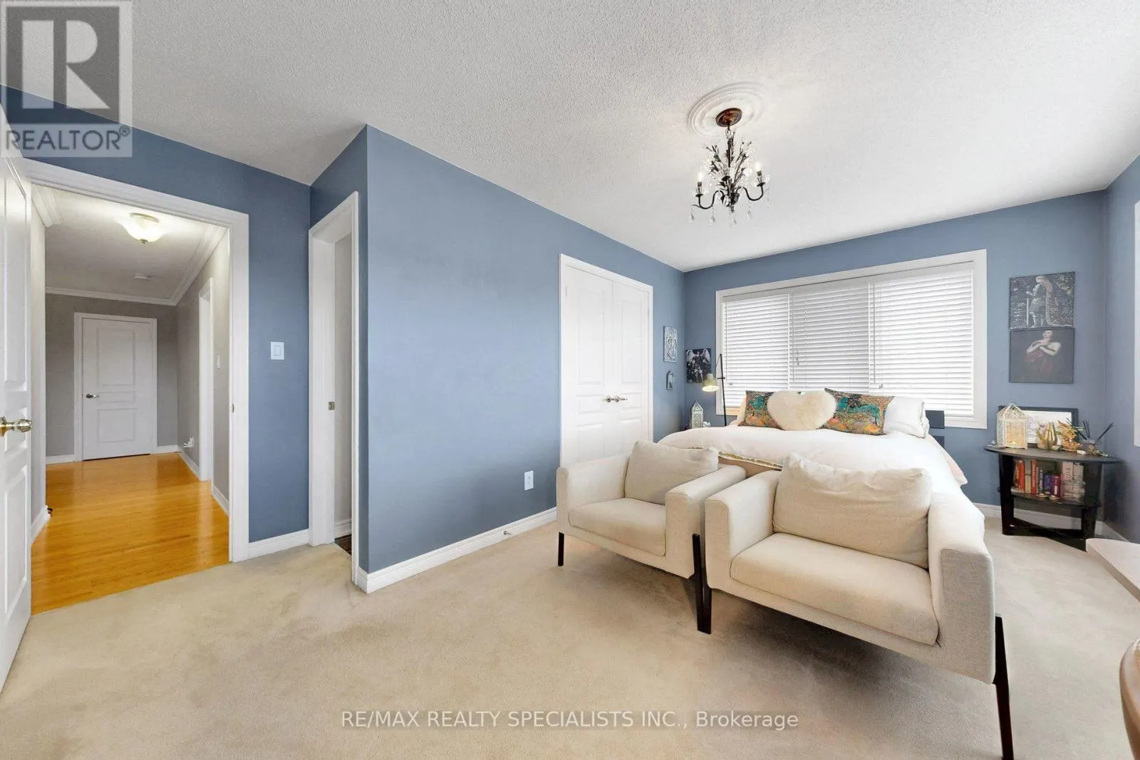 1239 FOX CRESCENT