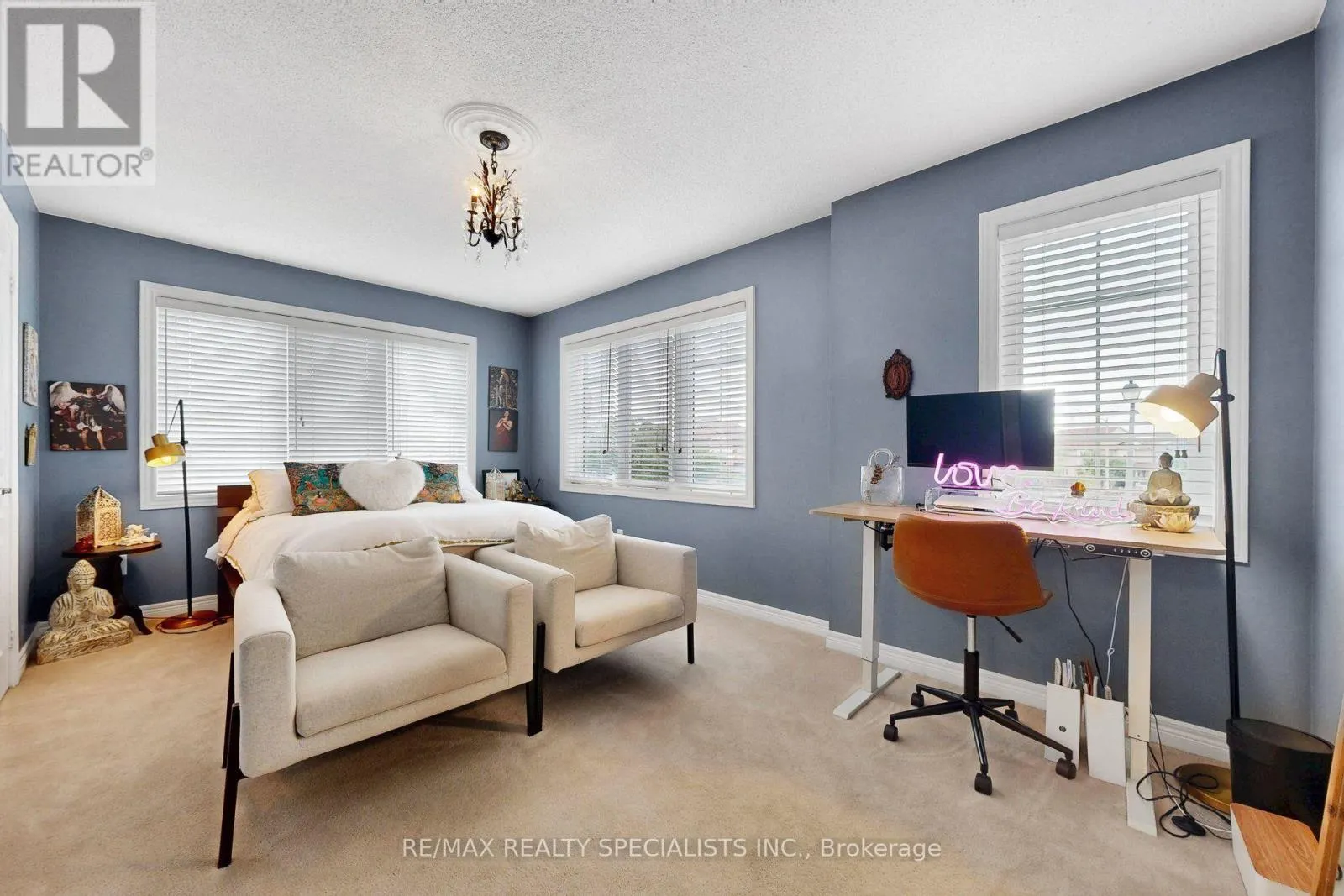 1239 FOX CRESCENT