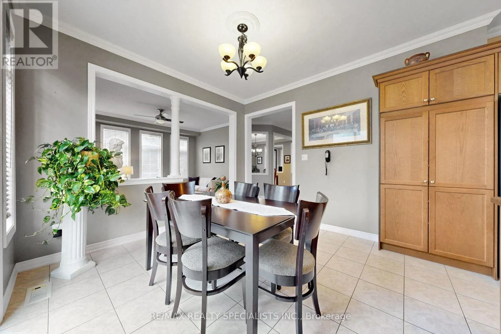 1239 FOX CRESCENT