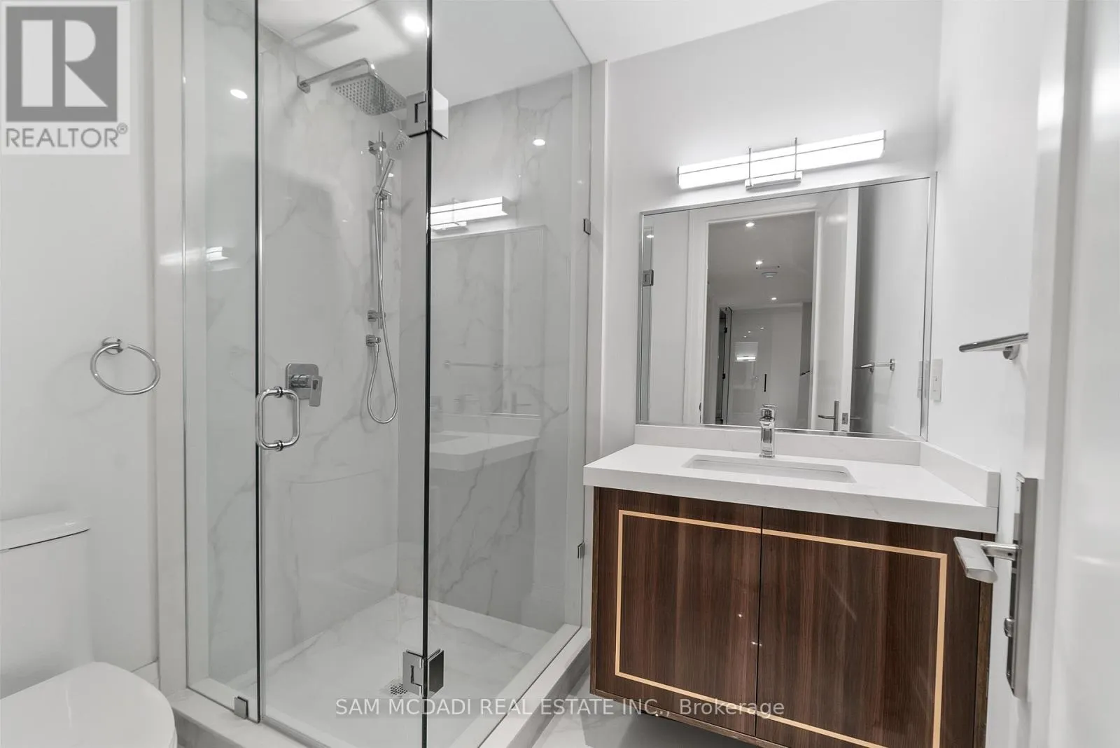 84 PEBBLERIDGE PLACE