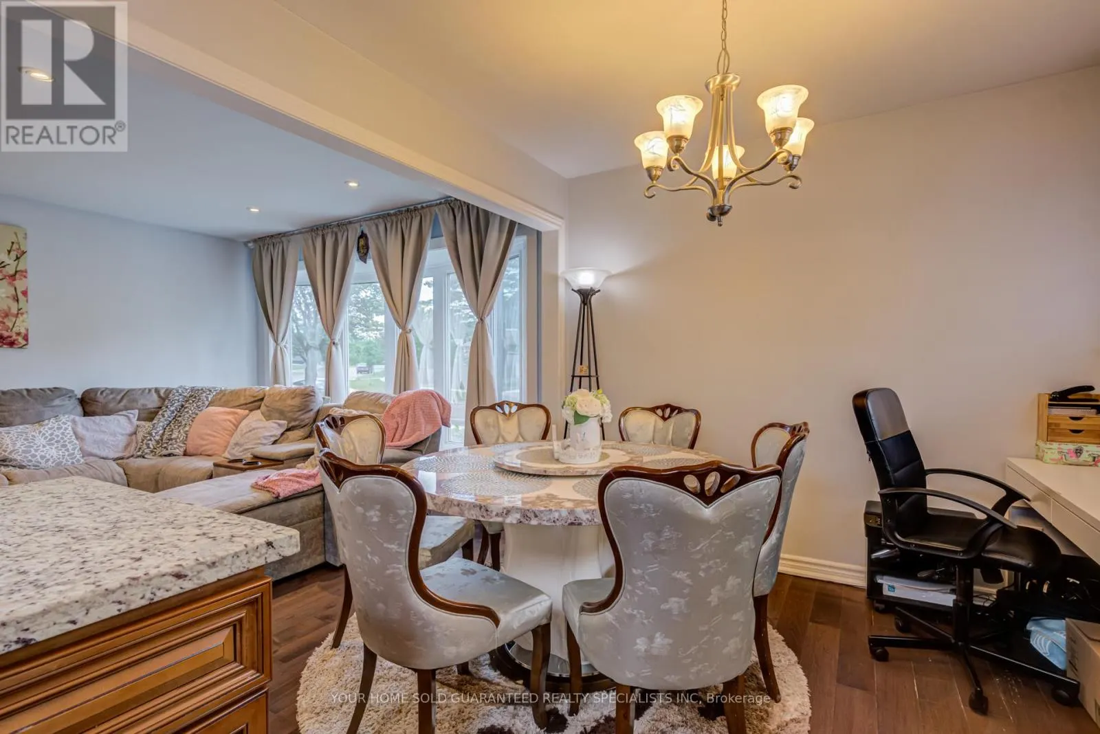5 HALLOW CRESCENT