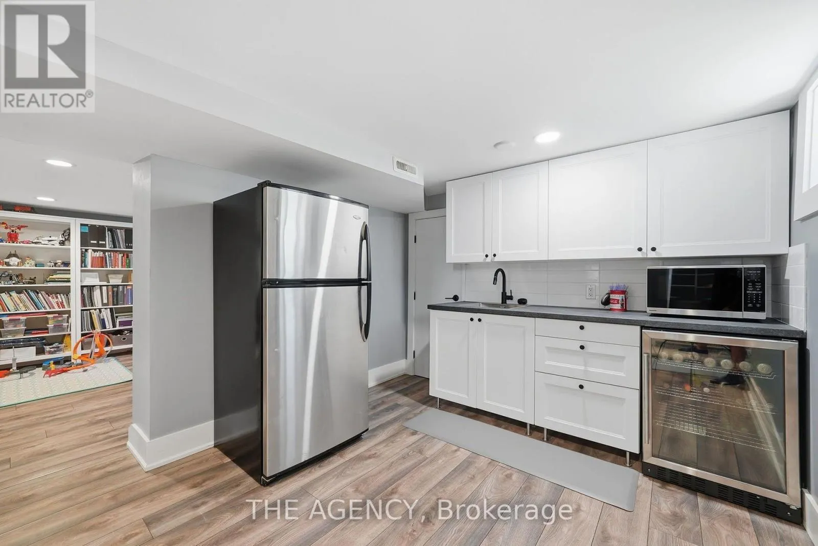 42 BERL AVENUE