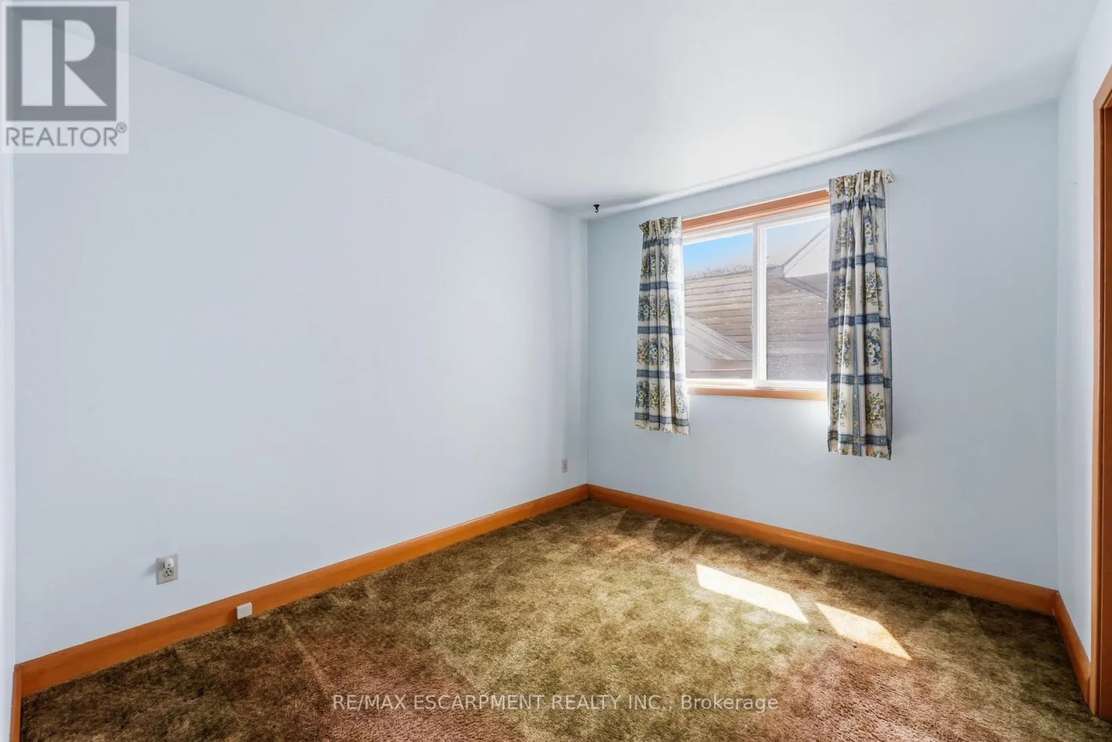 522 ENFIELD ROAD