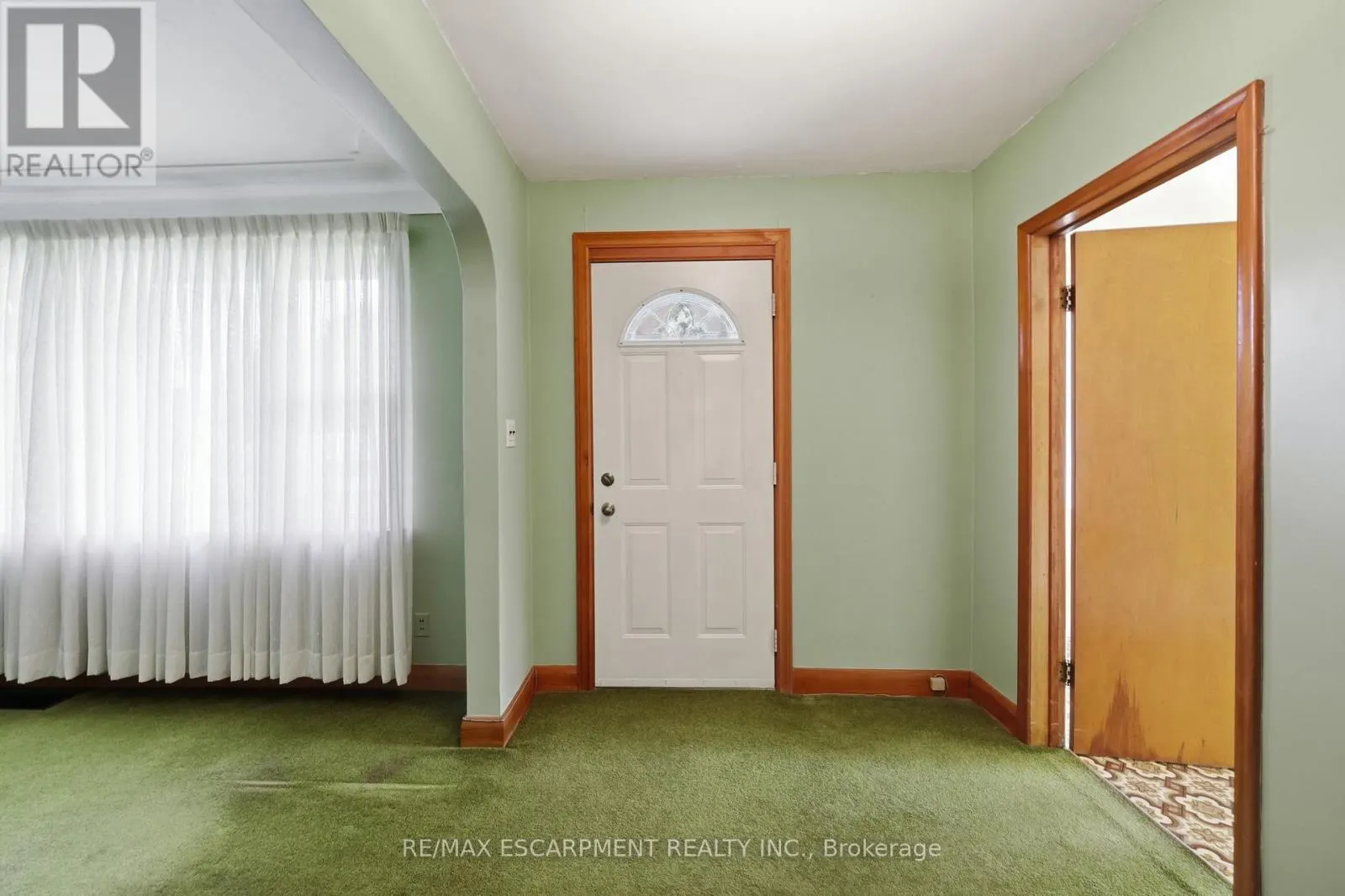 522 ENFIELD ROAD