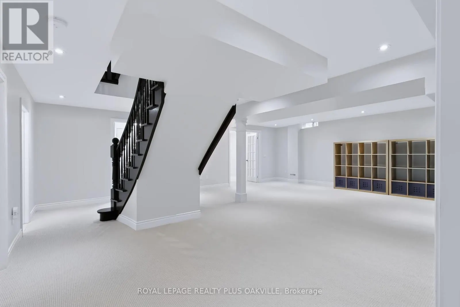 2097 INNKEEPER COURT