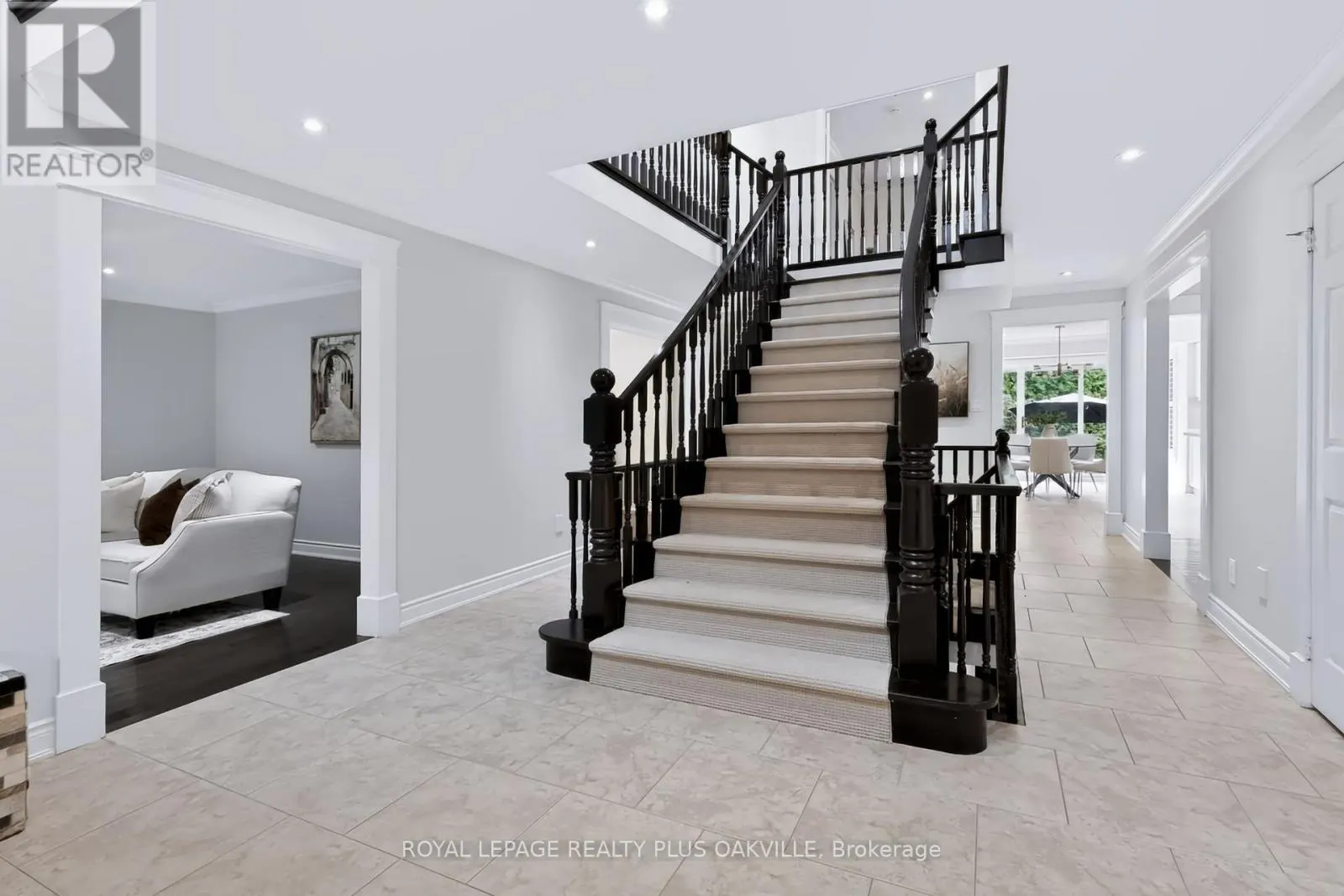 2097 INNKEEPER COURT
