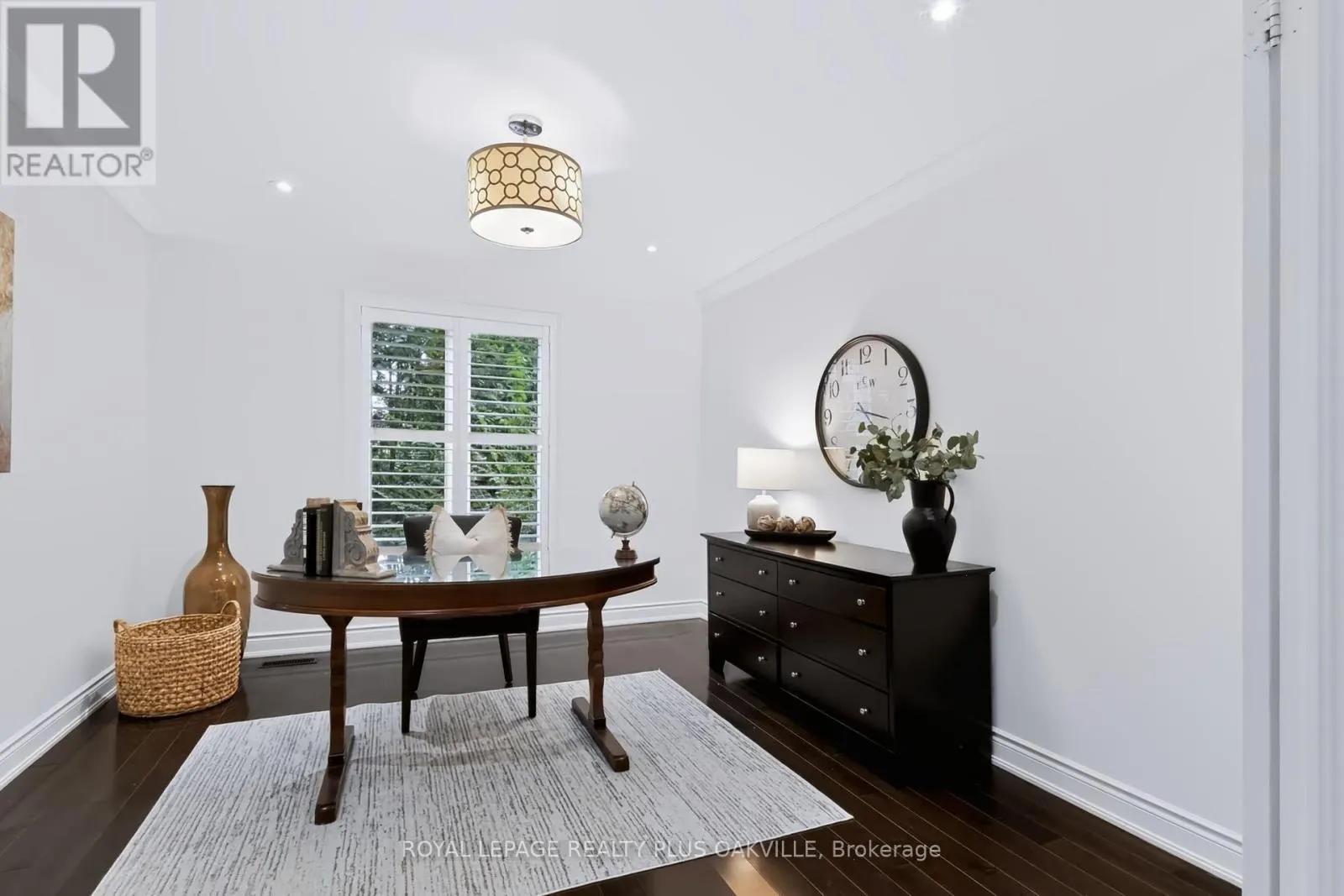 2097 INNKEEPER COURT