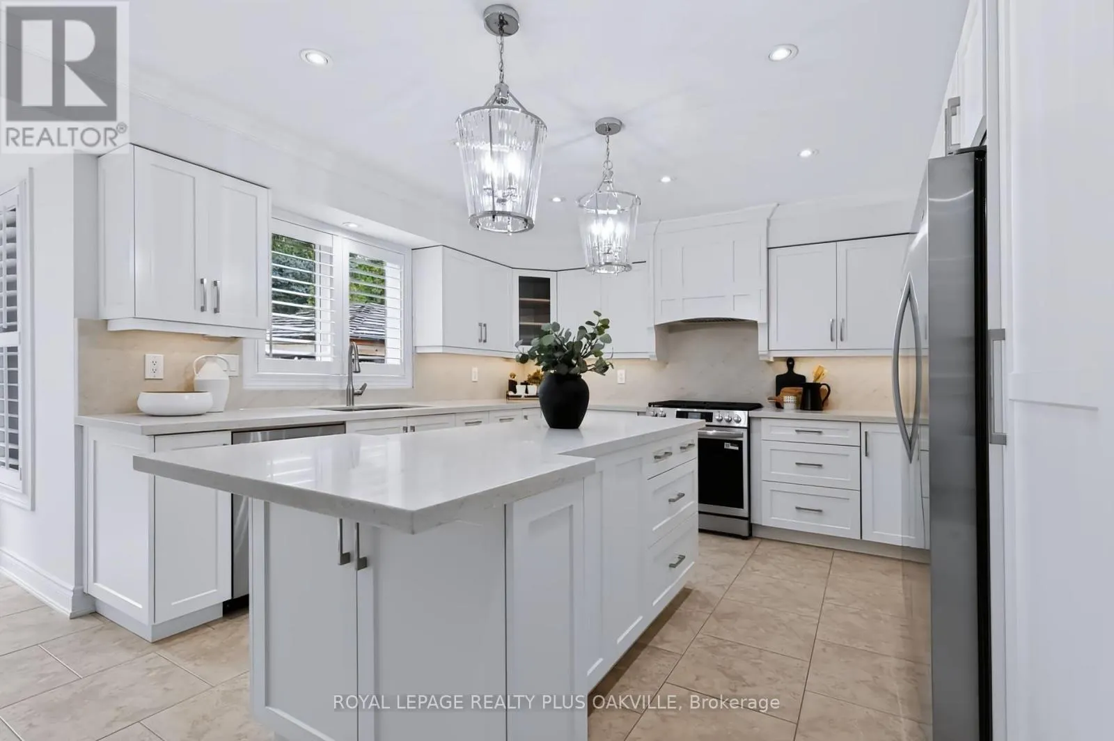 2097 INNKEEPER COURT