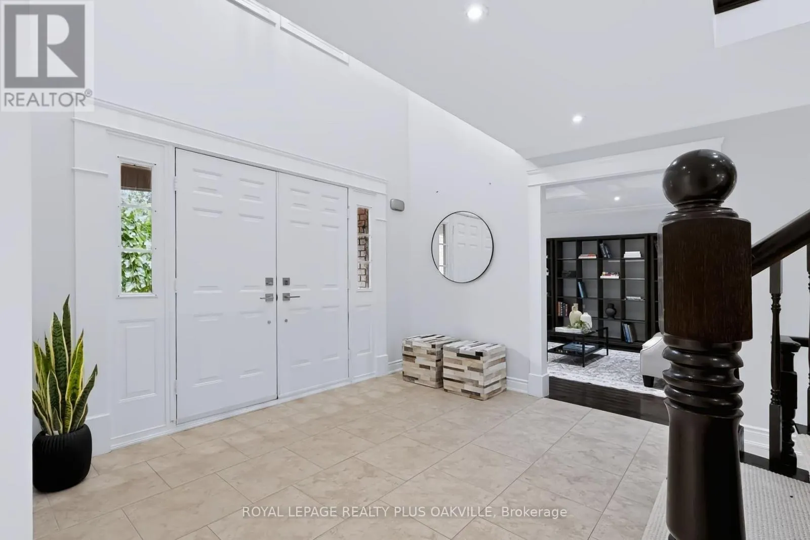 2097 INNKEEPER COURT