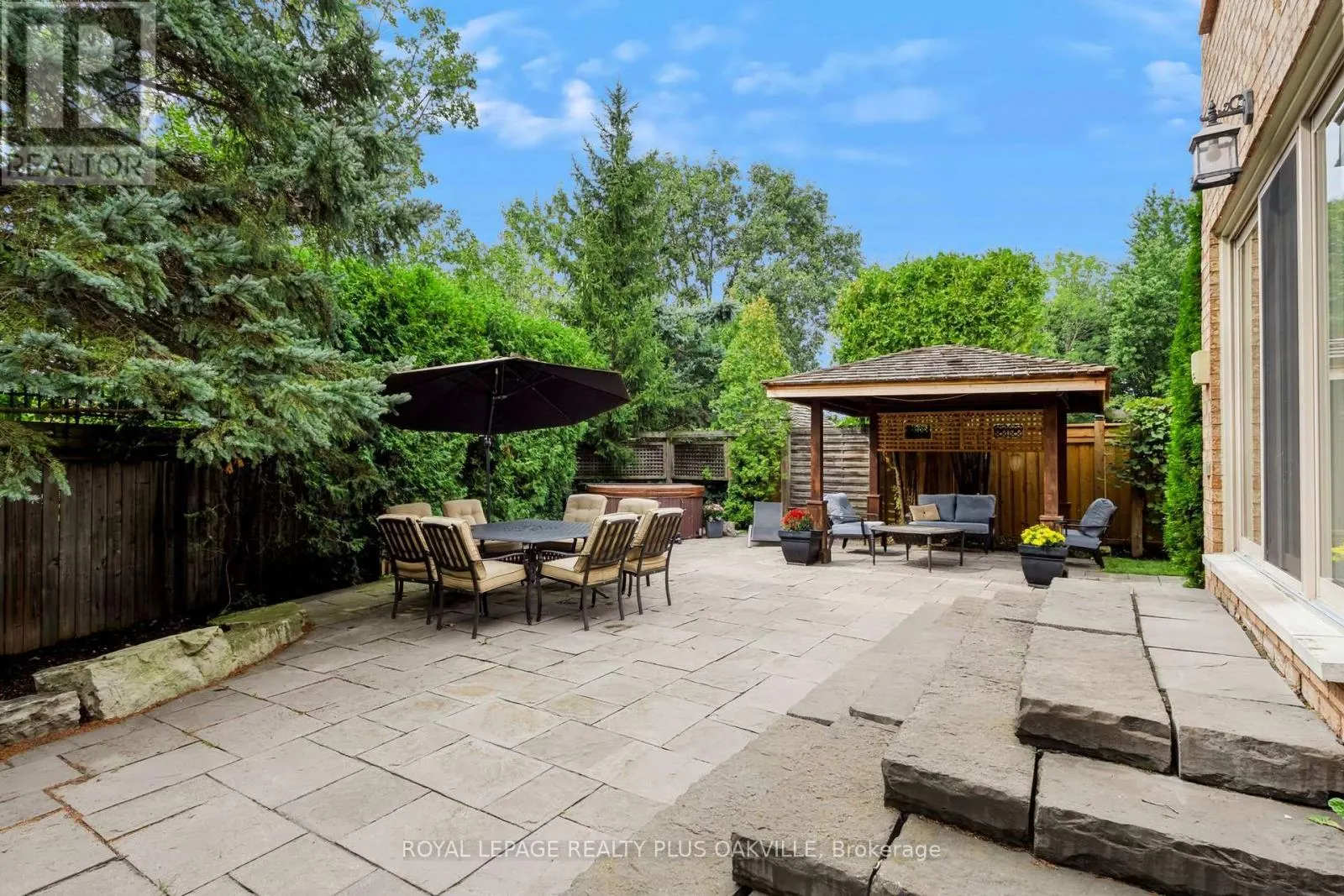 2097 INNKEEPER COURT