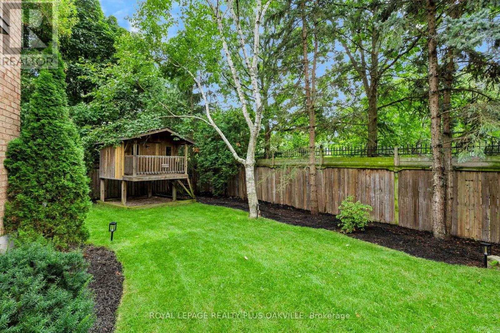 2097 INNKEEPER COURT