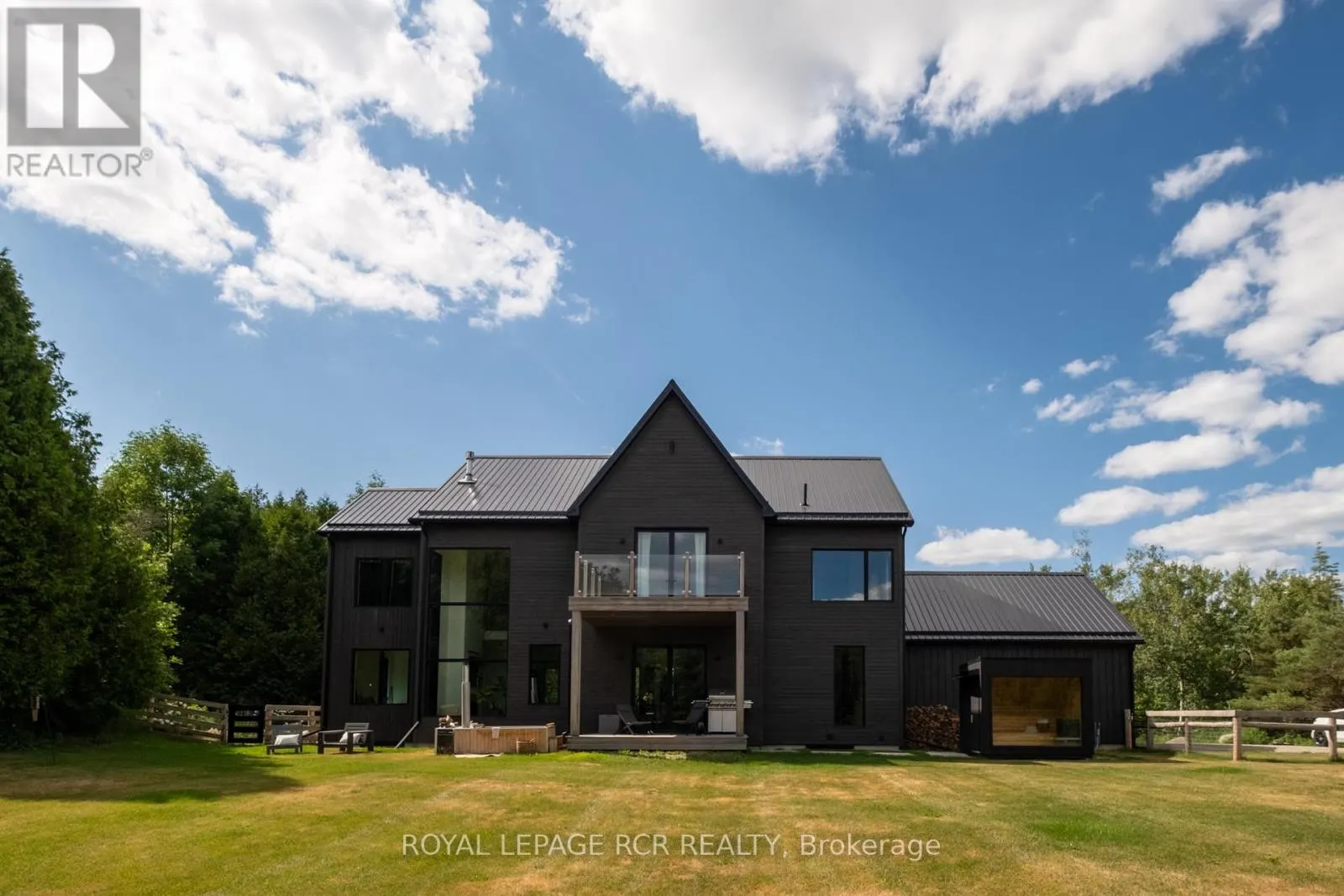 3045 HIGHPOINT SIDE ROAD