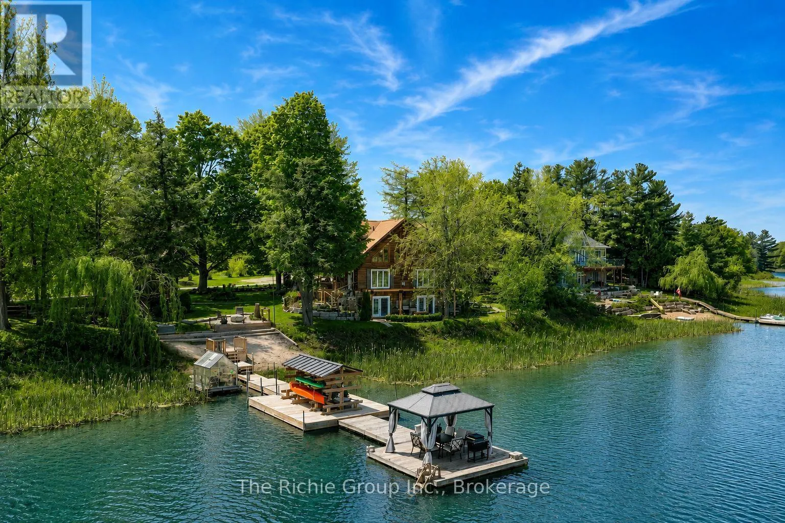 143 GREEN LAKE ROAD W