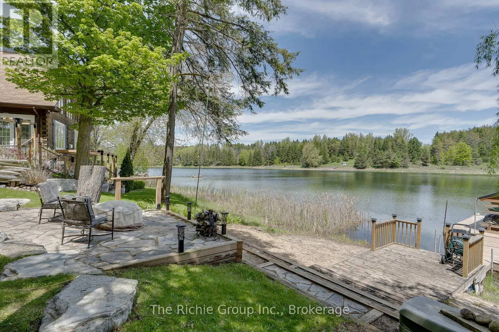 143 GREEN LAKE ROAD W