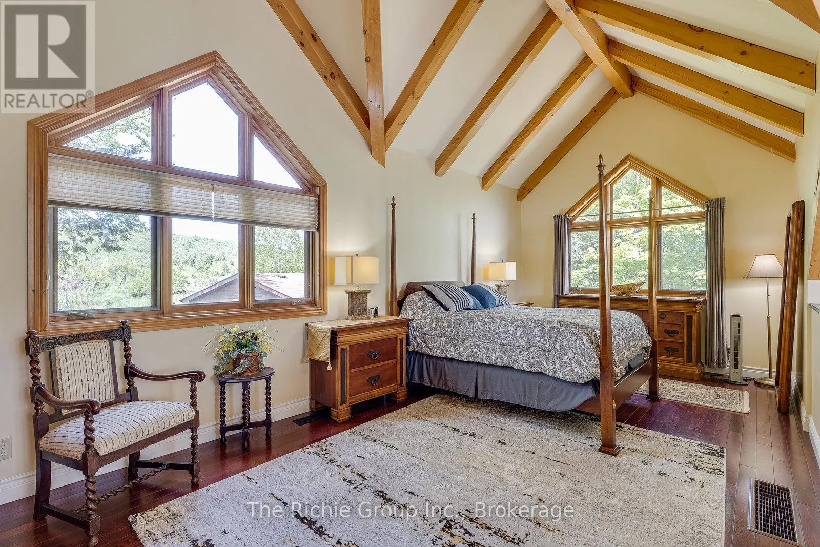 143 GREEN LAKE ROAD W