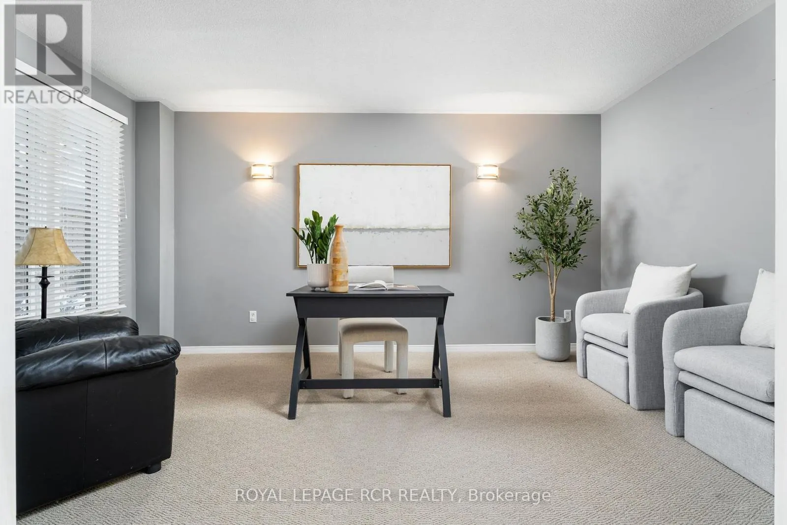 234 HOWARD CRESCENT