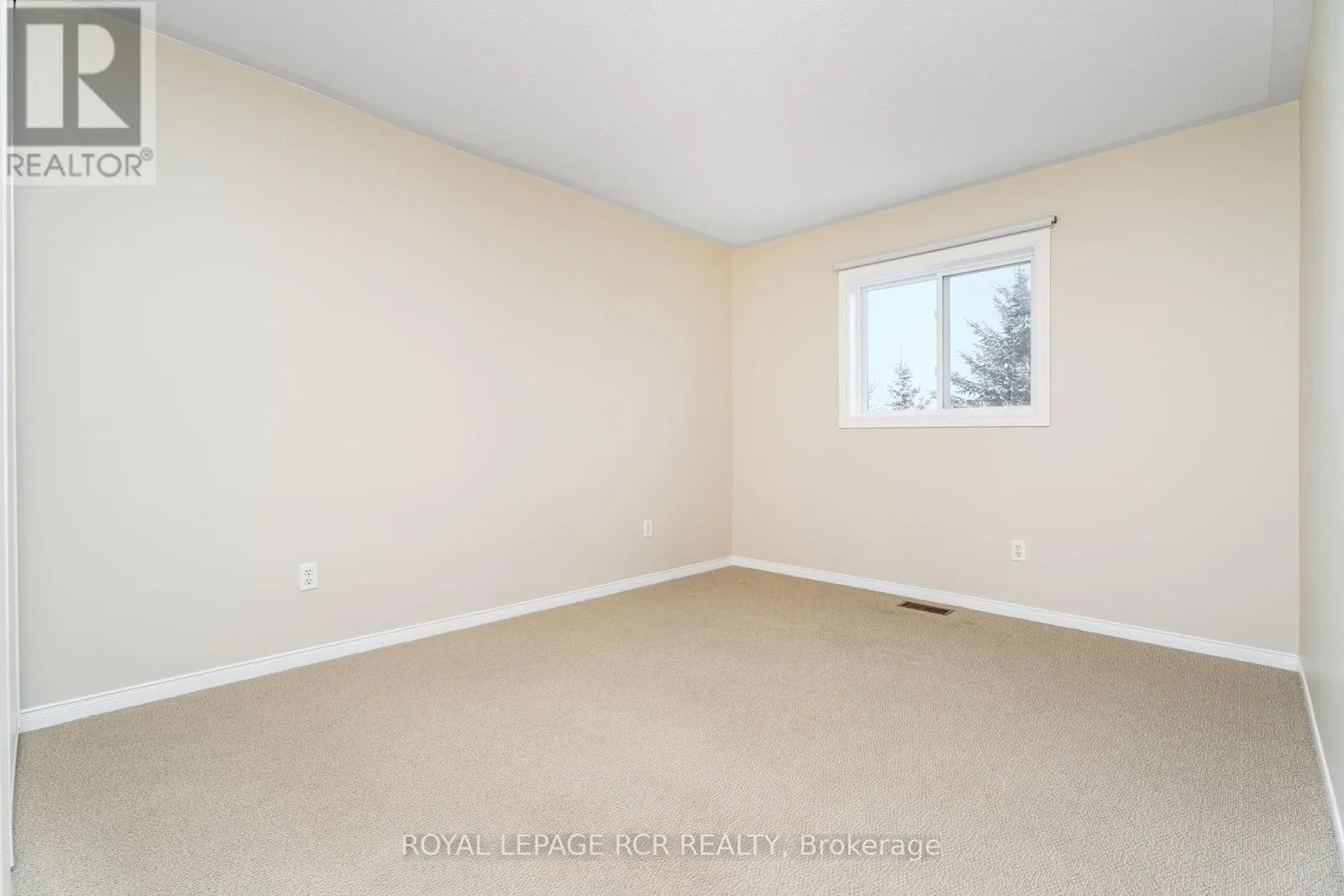 234 HOWARD CRESCENT