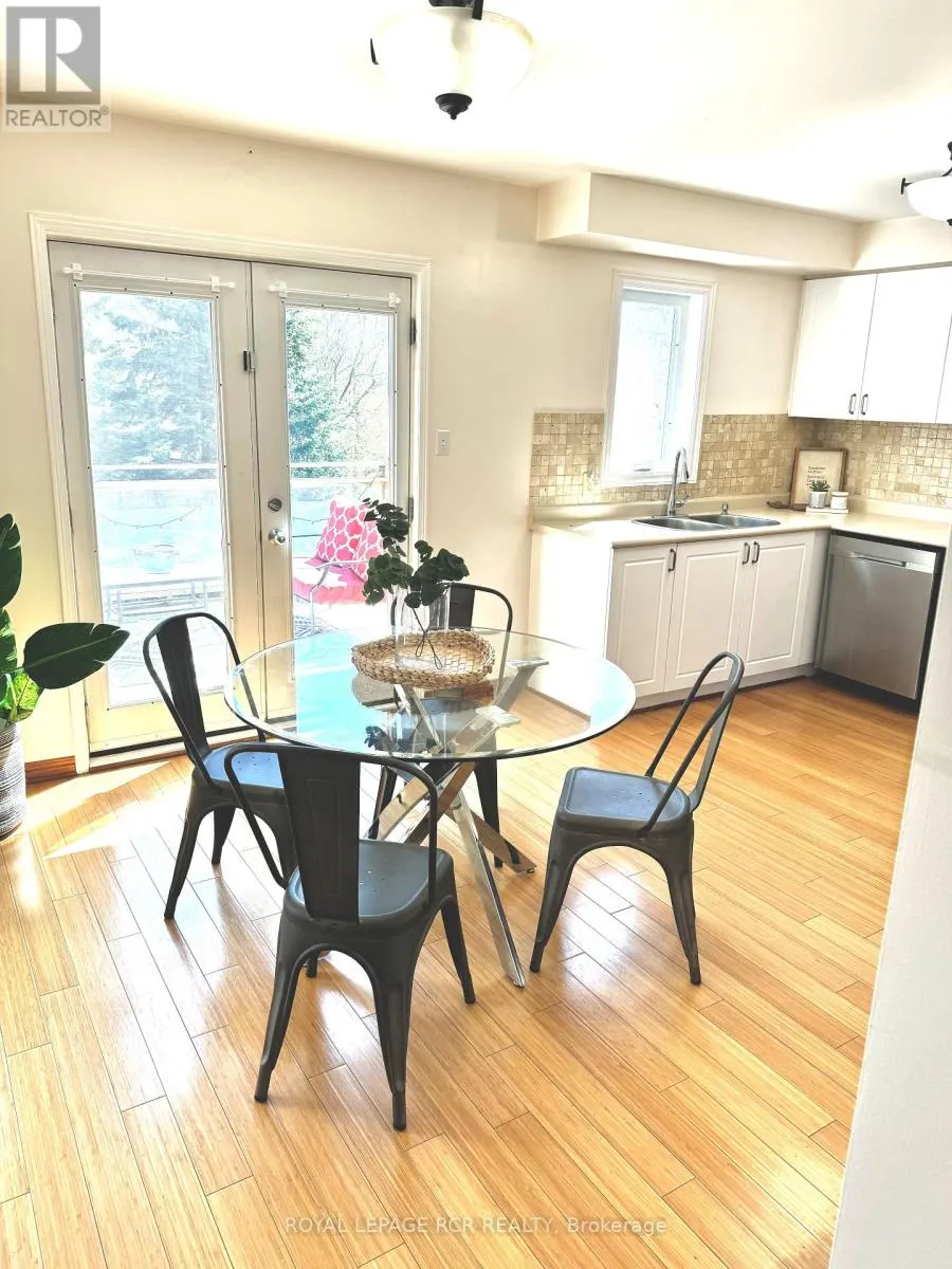 234 HOWARD CRESCENT