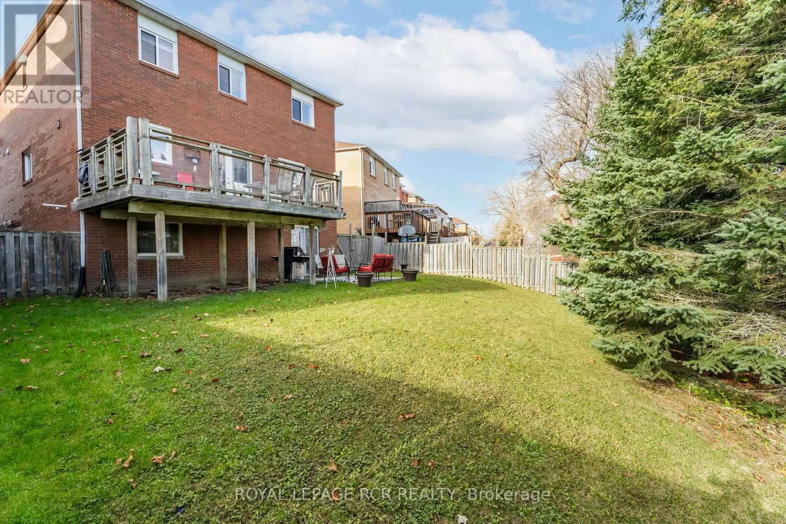 234 HOWARD CRESCENT