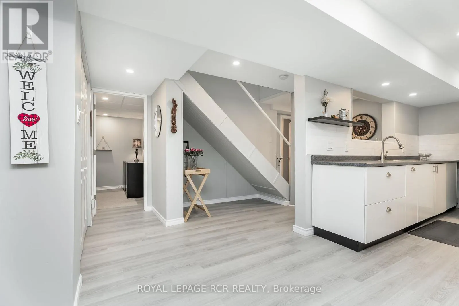 234 HOWARD CRESCENT
