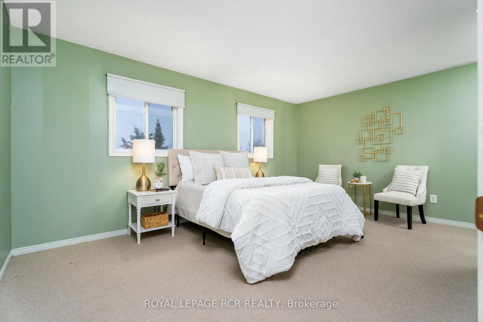 234 HOWARD CRESCENT
