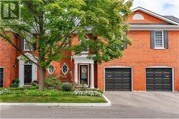 112 FAIRWOOD PLACE W