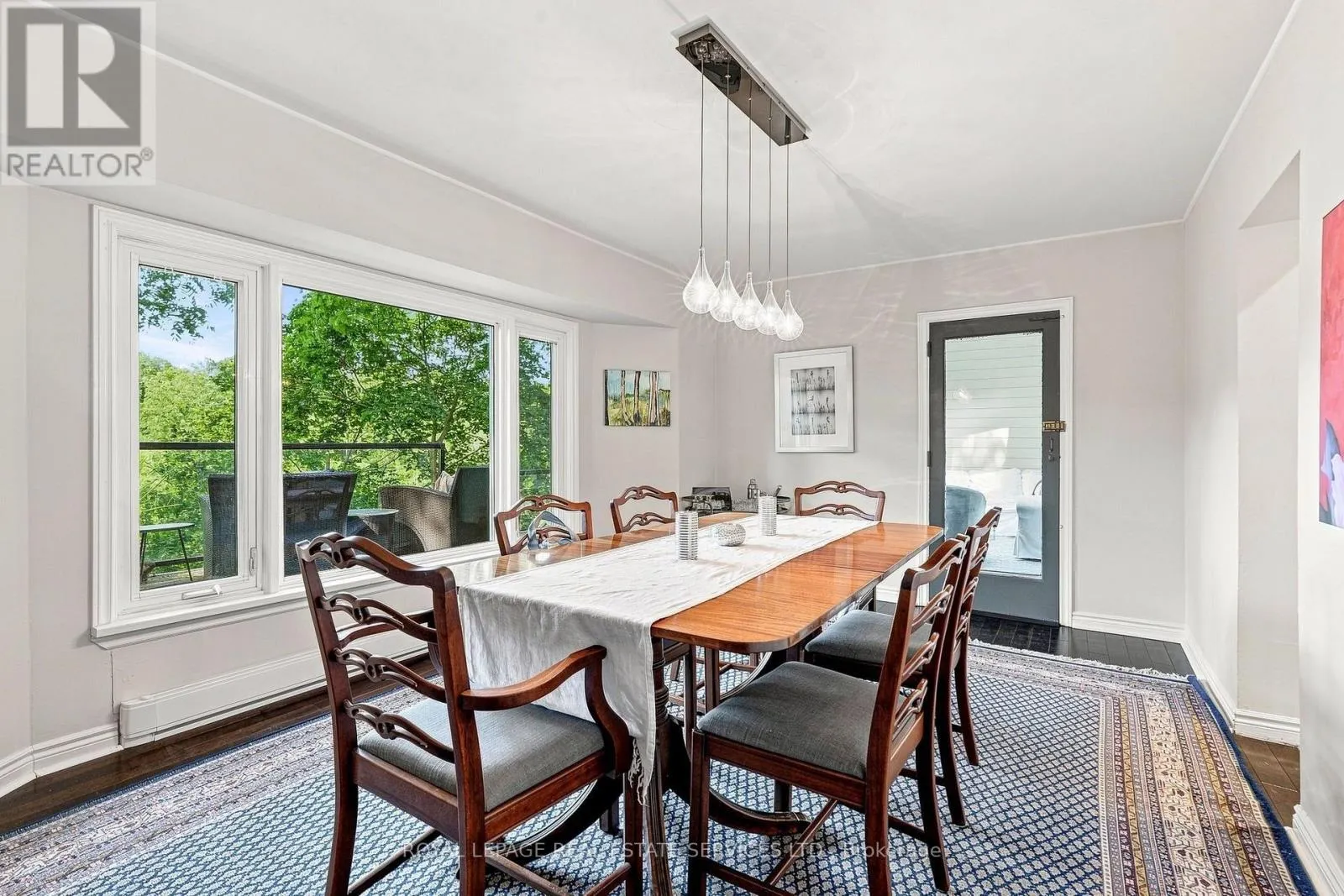 372 TRAFALGAR ROAD