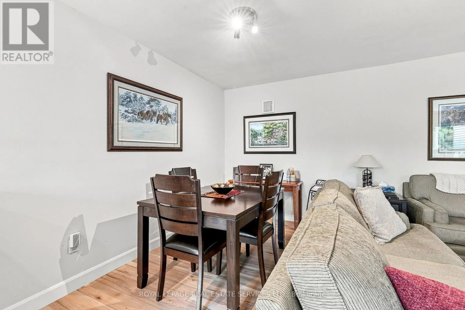 372 TRAFALGAR ROAD